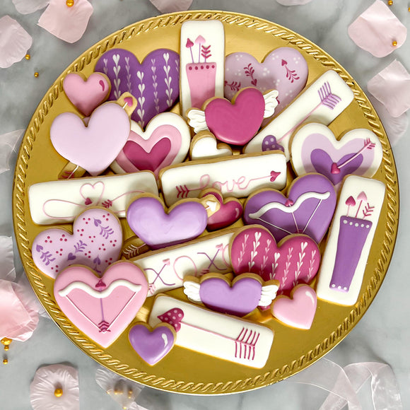 Cupid's Arrow Cookie Decorating Class + Cutters + Decorating Kit